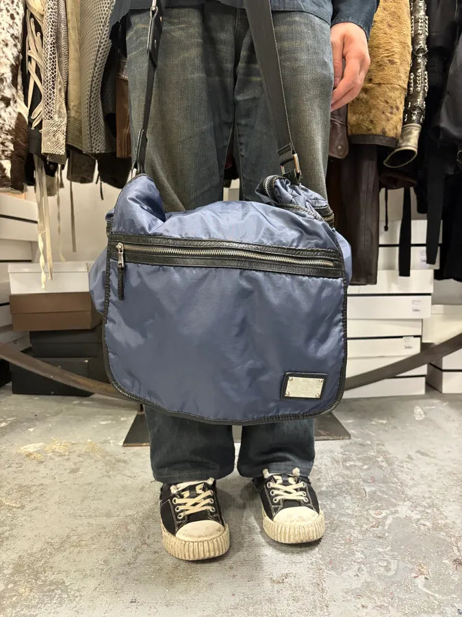 2000s Dolce & Gabbana Navy Nylon Shoulder Bag XYCoFYL 11