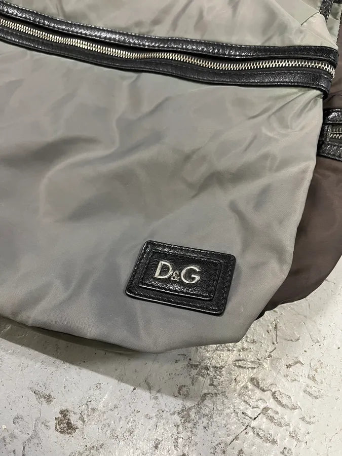 2000s Dolce & Gabbana Nylon Shoulder Utility Bag GnZjIci 2