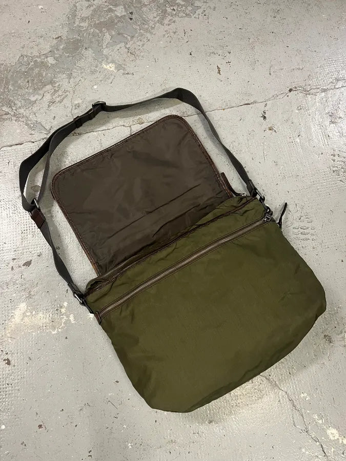 2000s Dolce & Gabbana Olive Cargo Shoulder Bag iDwWHPB 6