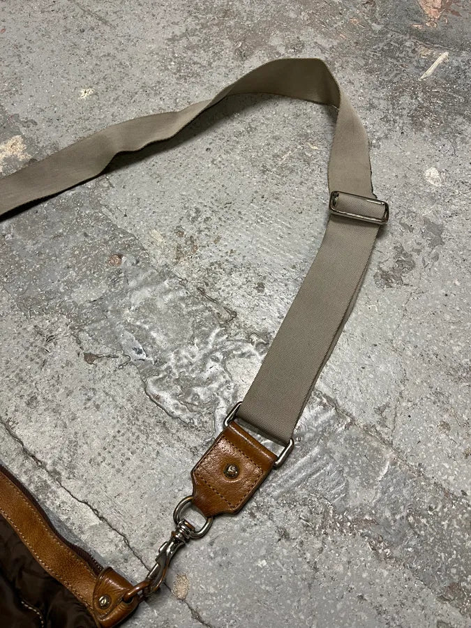 2000s Dolce & Gabbana Olive Nylon Cargo Shoulder Bag (OS) yfstaCG 4