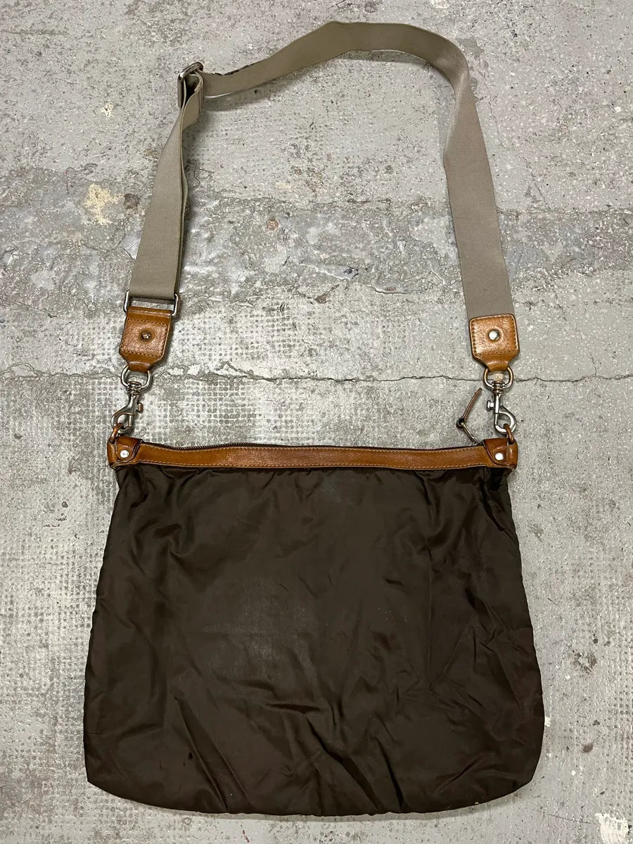 2000s Dolce & Gabbana Olive Nylon Cargo Shoulder Bag (OS) yfstaCG 7
