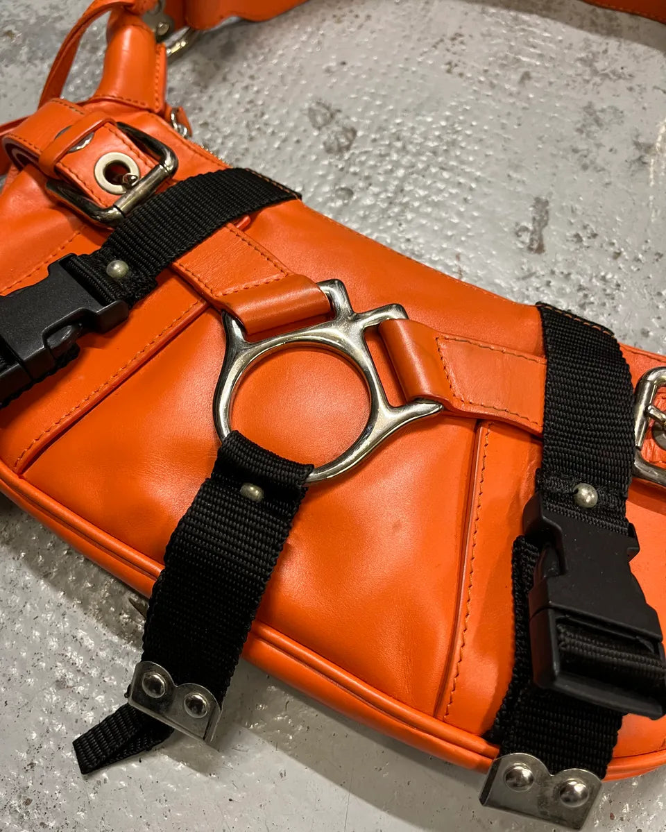 AW2003 Dolce & Gabbana Orange Leather Bondage Shoulder Bag VwDNzrx 5