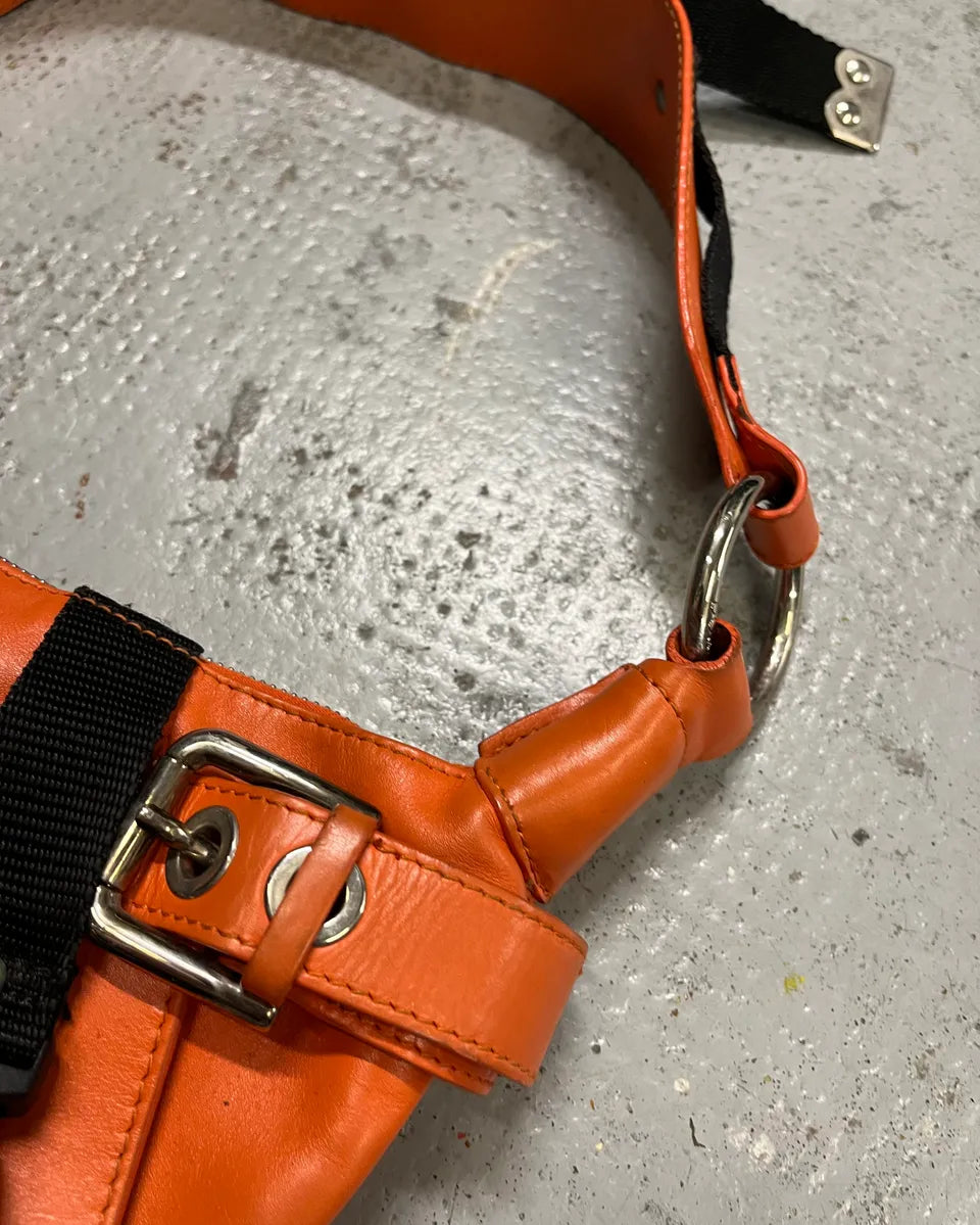 AW2003 Dolce & Gabbana Orange Leather Bondage Shoulder Bag VwDNzrx 7