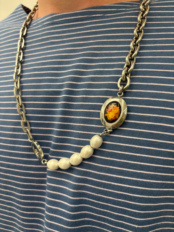 2000s Dolce & Gabbana Pearl & Chain Statement Necklace EndEYPI 2