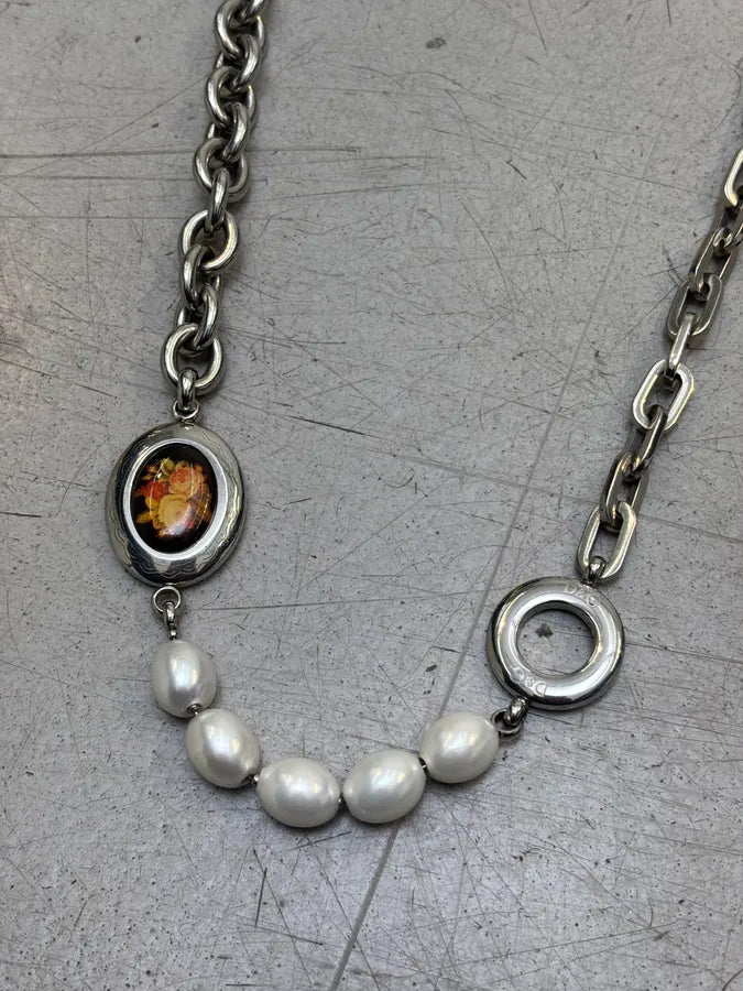 2000s Dolce & Gabbana Pearl & Chain Statement Necklace EndEYPI 3
