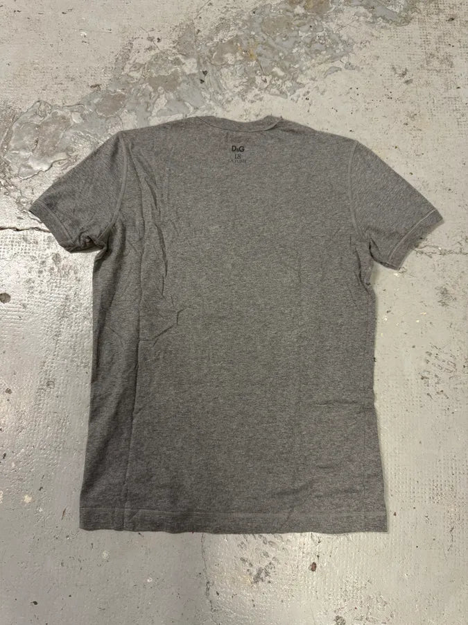 2000s Dolce & Gabbana Provocative Naked Lady Grey T-Shirt JWgstdk 4