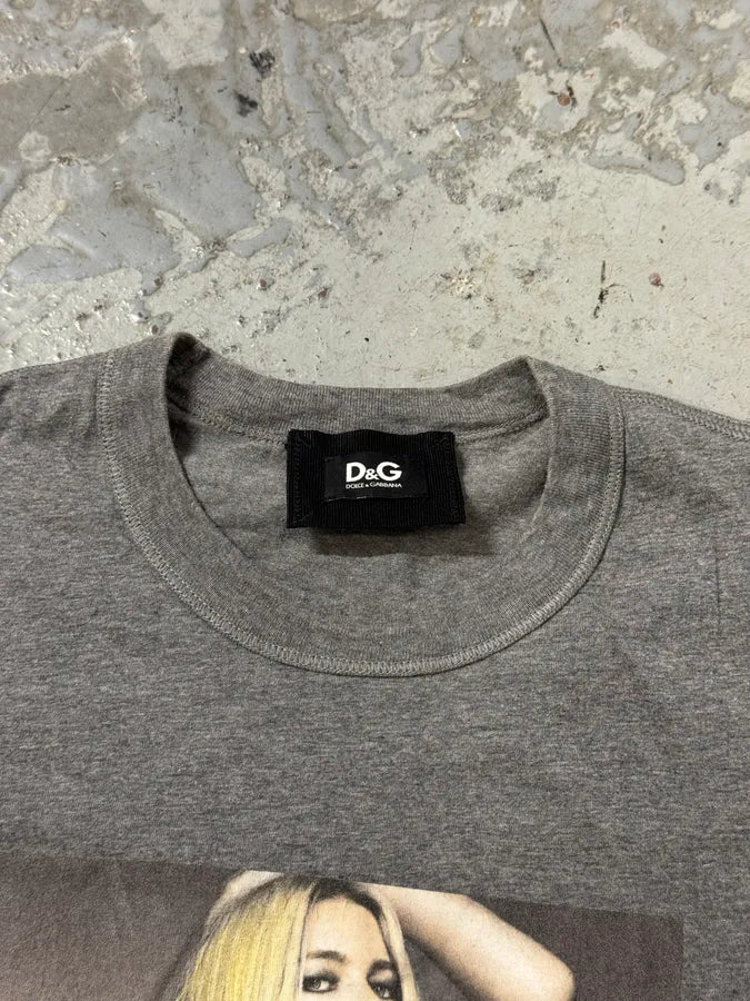 2000s Dolce & Gabbana Provocative Naked Lady Grey T-Shirt JWgstdk 6