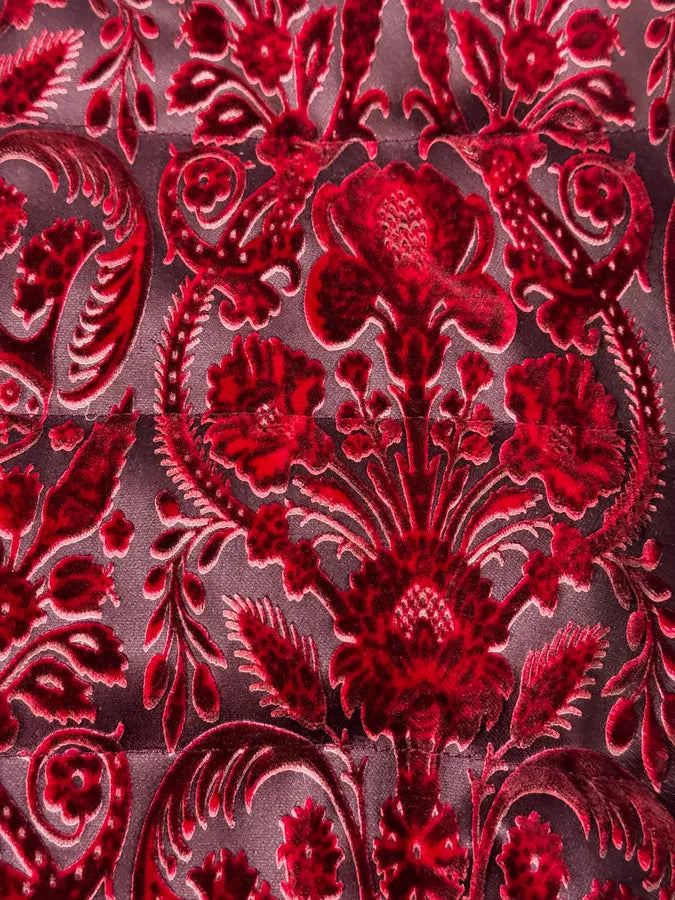 2010s Dolce & Gabbana Red Baroque Pattern Velvet Puffer Jacket vOFAURz 8