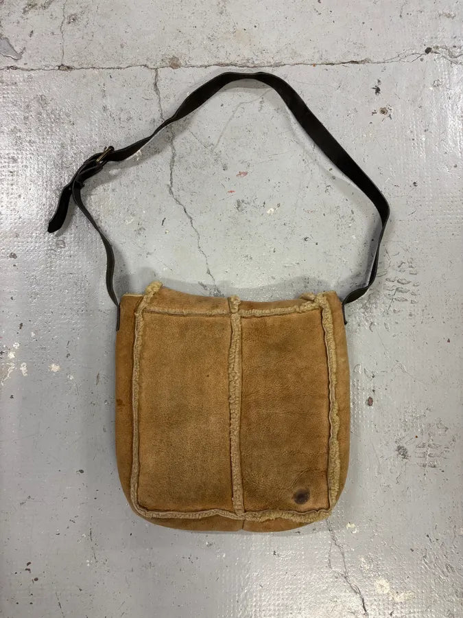 2000s Dolce & Gabbana Shearling Beige Shoulder Bag ifcWmTb 3