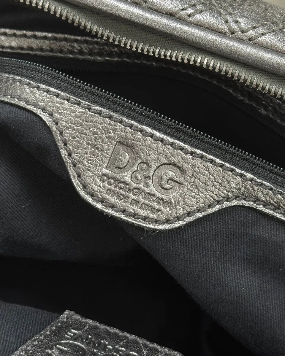 2000s Dolce & Gabbana Silver Leather Quilted Handle Bag HHfeiRZ 9