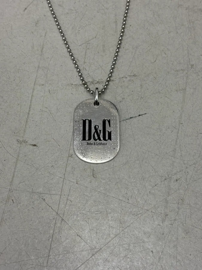 2000s Dolce & Gabbana Grey Metal Logo Dog Tag Necklace YhICCpq 4