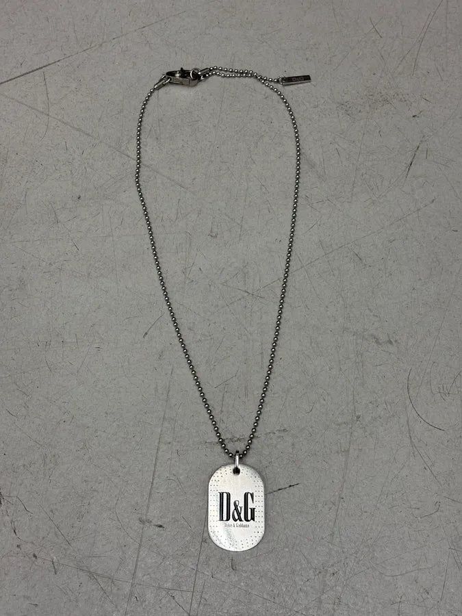 2000s Dolce & Gabbana Grey Metal Logo Dog Tag Necklace YhICCpq 0