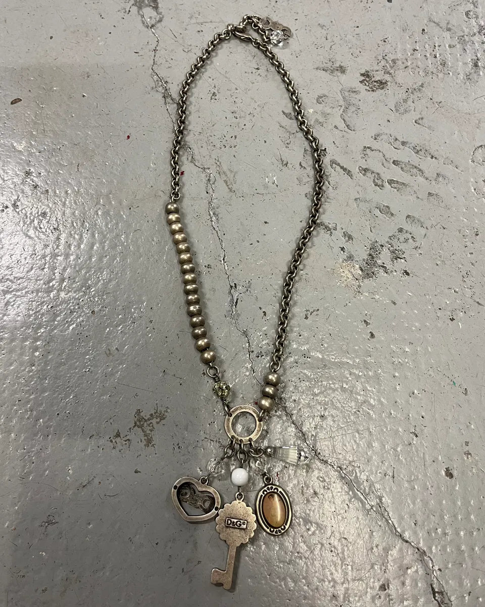 2000s Dolce & Gabbana Silver Metal Multi-Charm Necklace nFTUZkP 3