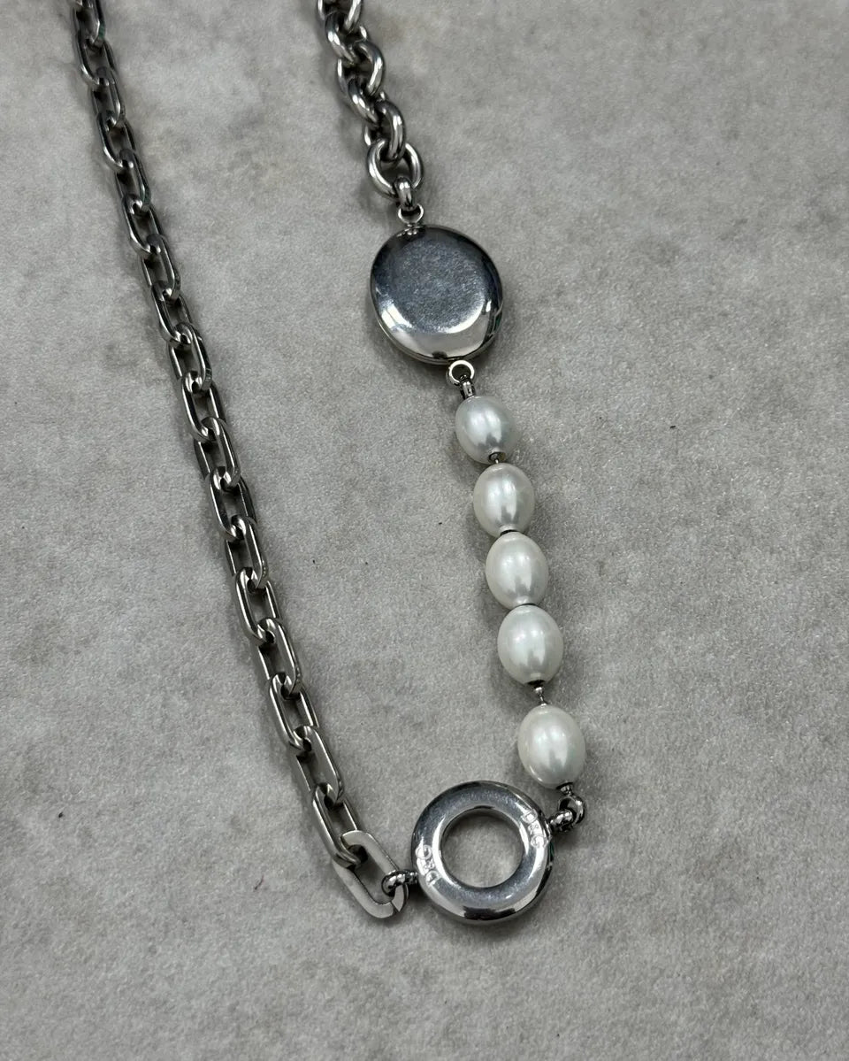 2000s Dolce & Gabbana Stainless Steel Oval Charm White Pearl & Chain Necklace fEhEyjU 5