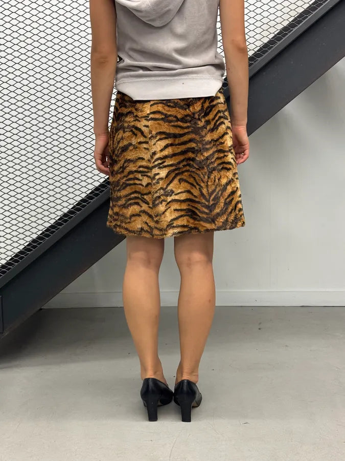 2000s Dolce & Gabbana Tiger Faux Fur Skirt SkGlKUD 3