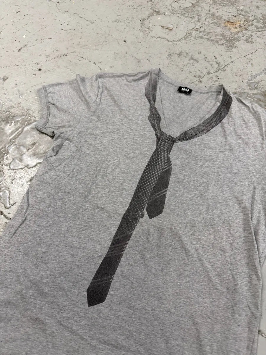 2000s Dolce & Gabbana Trompe L’Oeil Tie Grey T-Shirt gbevJJV 7