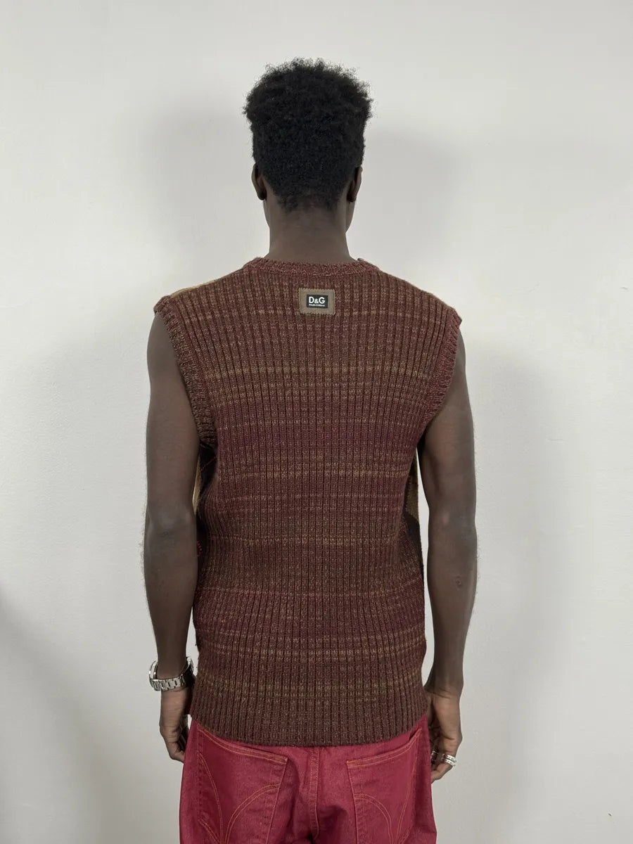 2000s Dolce & Gabbana V Neck Beige & Brown British Sleeveless Sweater iDoGqvz 1