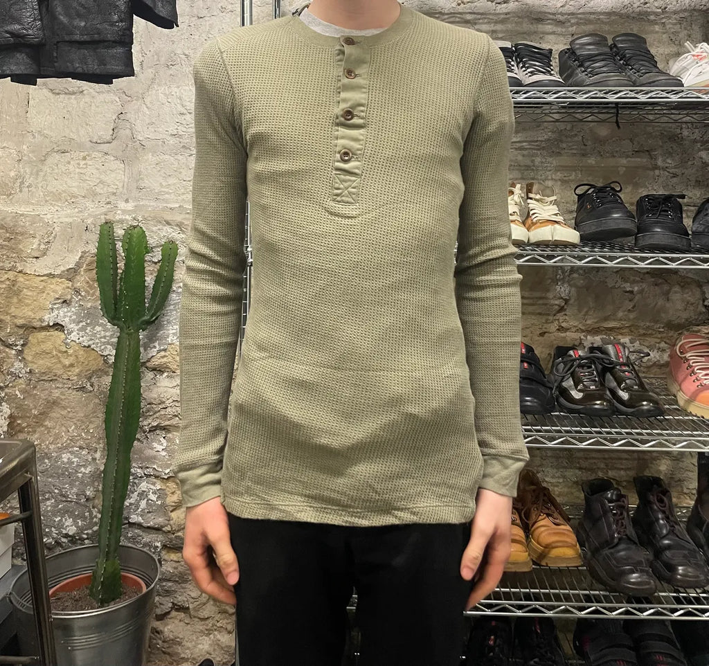 2000s Dolce & Gabbana Waffle Thermal Buttoned Longsleeves Henley (XS/S) 1