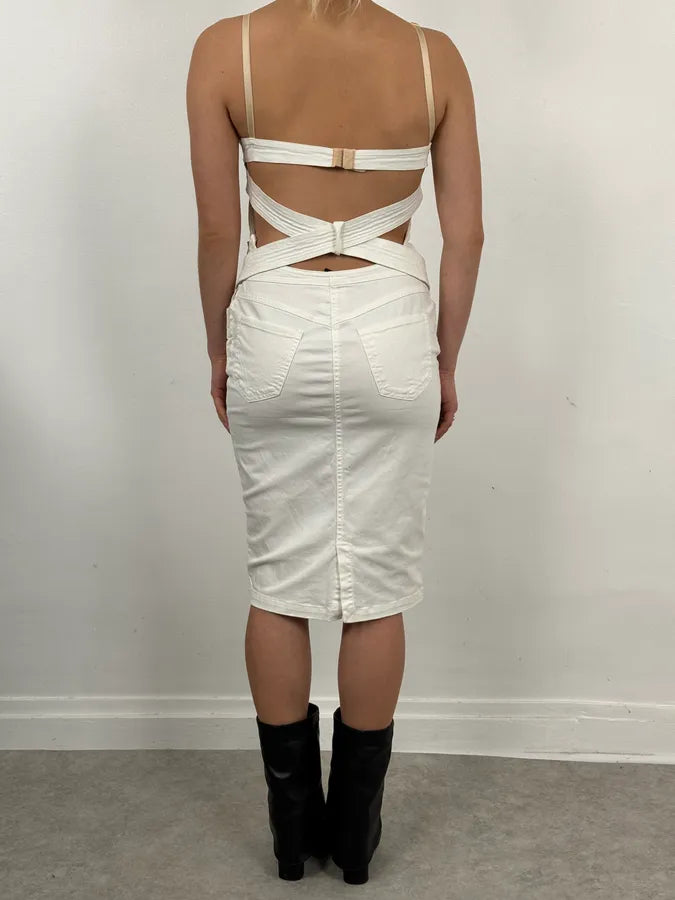 2000s Dolce & Gabbana White Cargo Bondage Dress – Dolce Vita Hub 2000s Dolce & Gabbana White Cargo Bondage Dress – Dolce Vita Hub