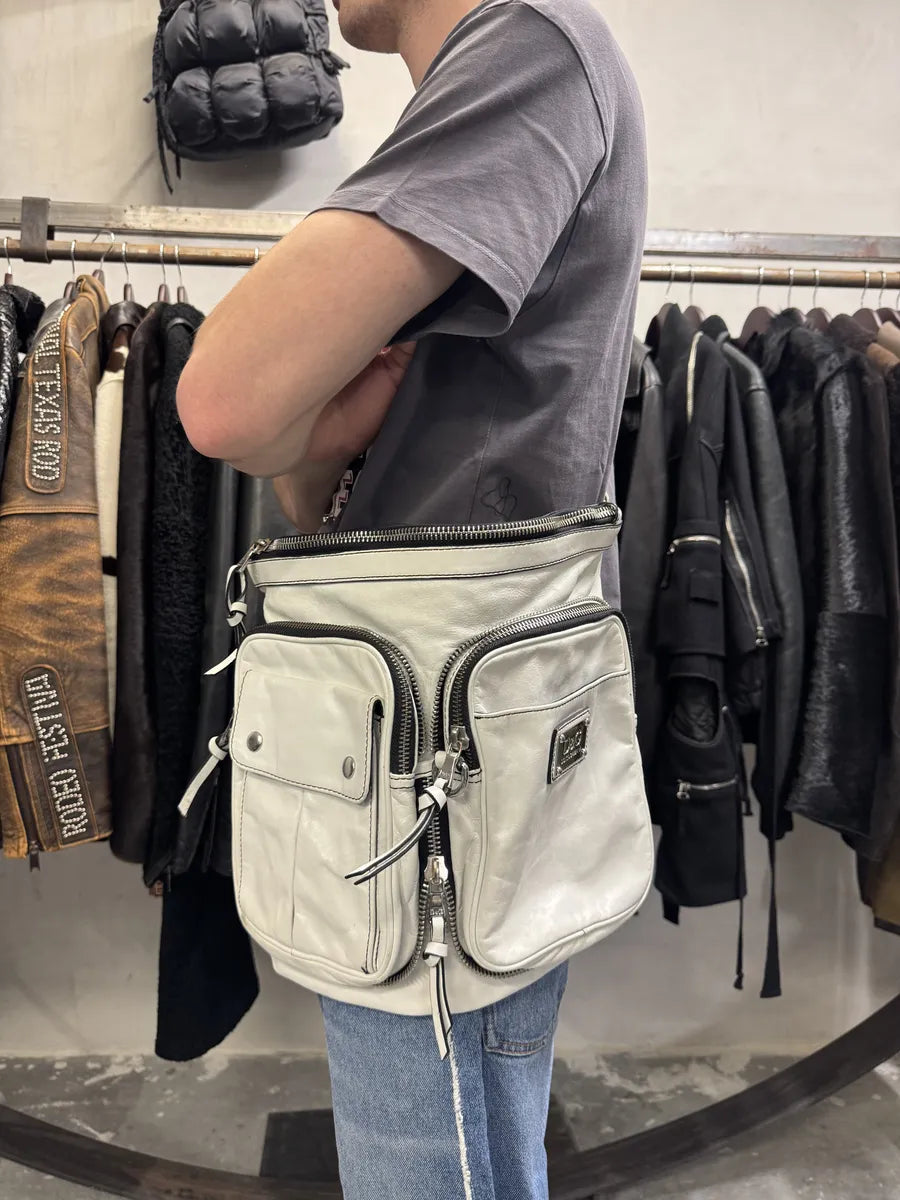 2000s Dolce & Gabbana White Leather Shoulder Bag  (OS) FhohJWt 1