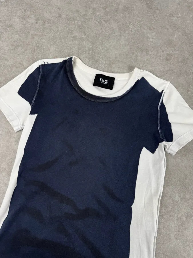 2000s Dolce & Gabbana White Trompe L’Oeil Navy T-Shirt mJpmgVi 1