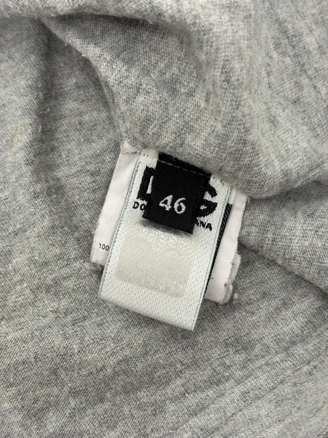 2000s Dolce & Gabbana Woman Sunbathing Grey T-Shirt EMaRFzr 9