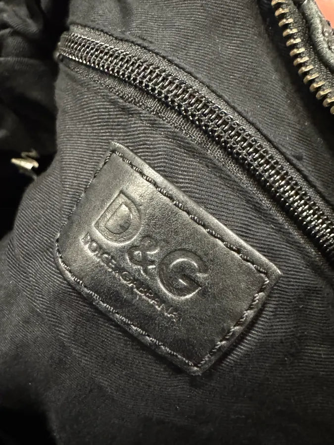2000s Dolce & Gabbana Zip Cargo Black Leather Shoulder Bag (OS) xGYmrdS 10