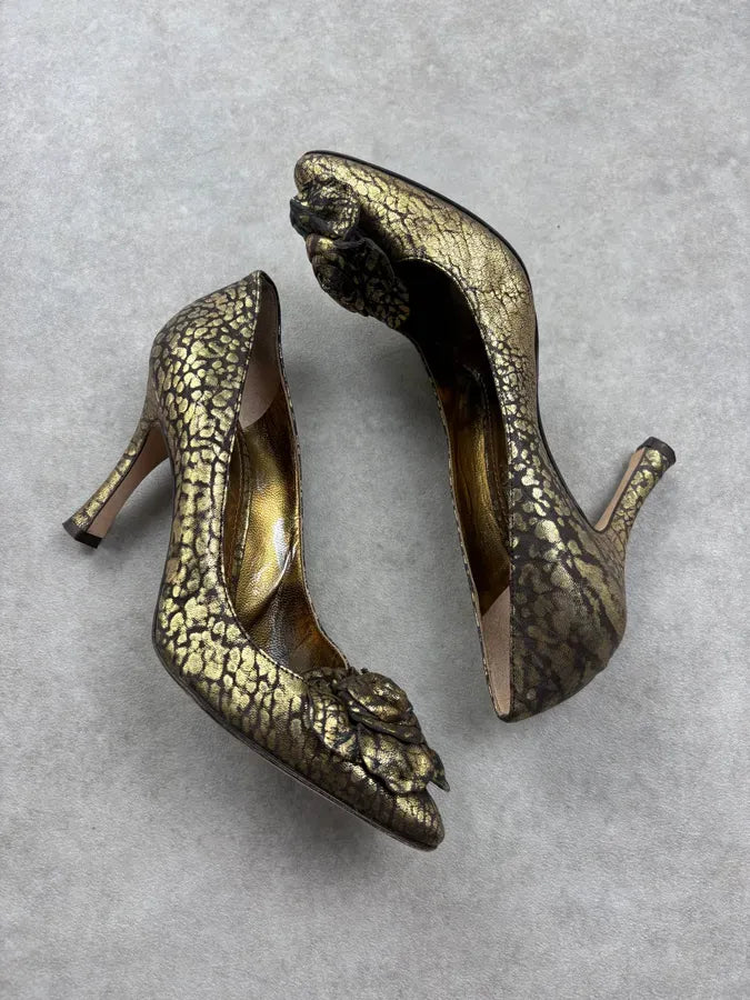 2000s Dolce & Gabbana Guilded Rose Embellished Leather Heels FGbIRPE 5