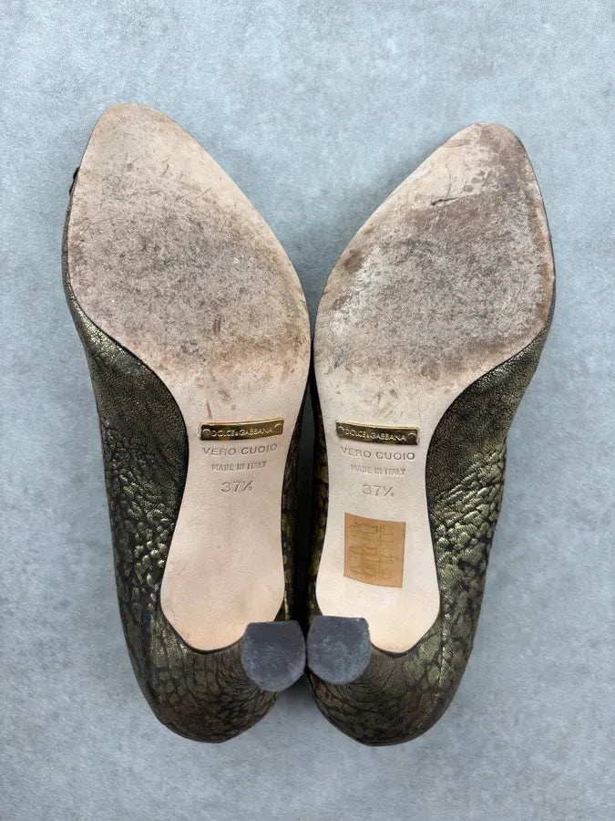 2000s Dolce & Gabbana Guilded Rose Embellished Leather Heels FGbIRPE 7