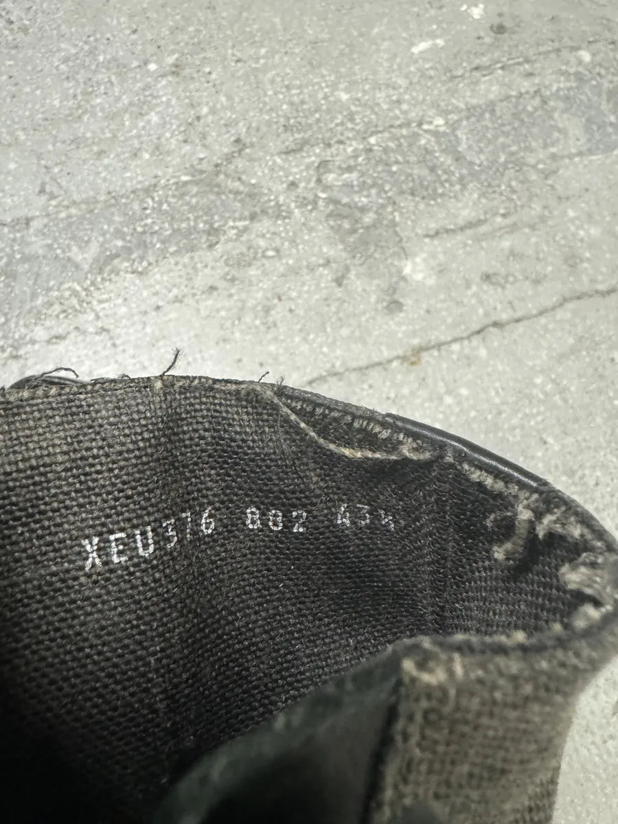 2000s Emporio Armani Grey Textured Boots (43eu/us9.5) 7