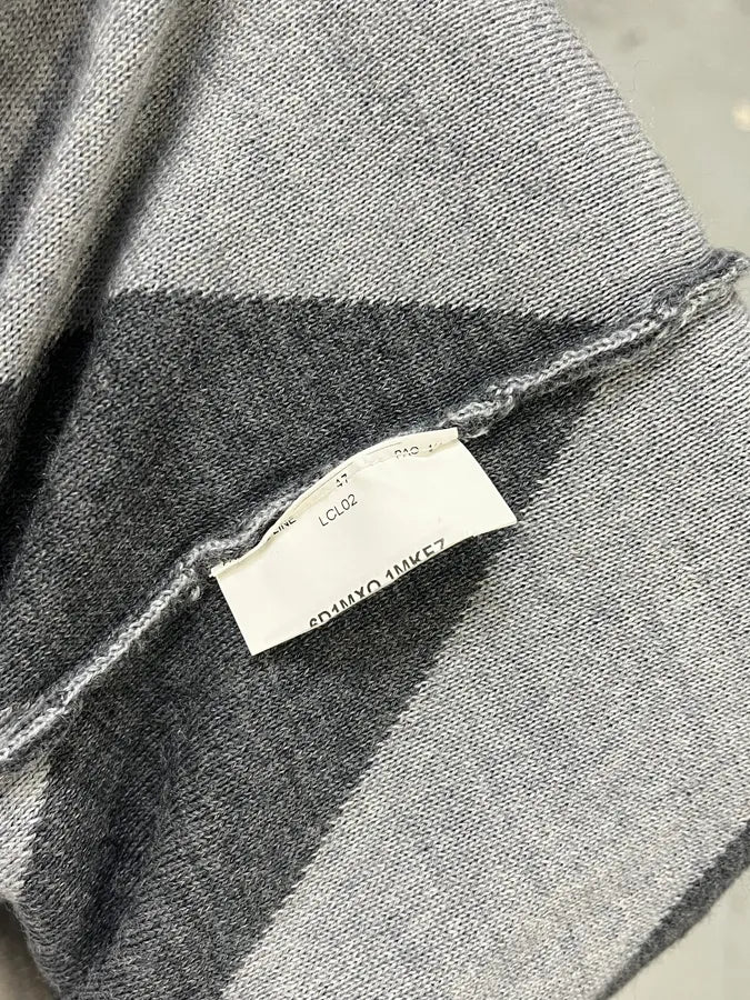 2010s Emporio Armani V Lines White & Grey Sweater hNGaEJn 9