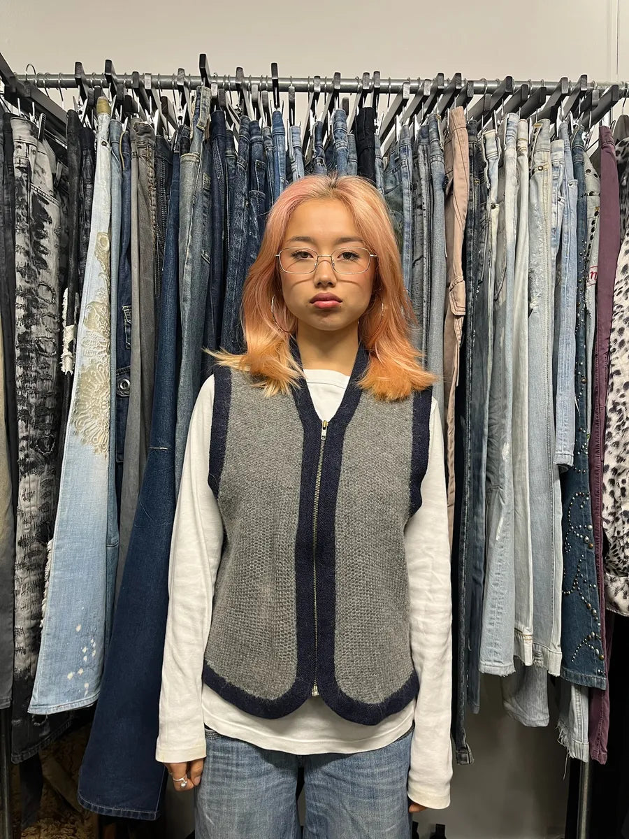 2000s Emporio Armani Wool Vest ZNjaJPg 0