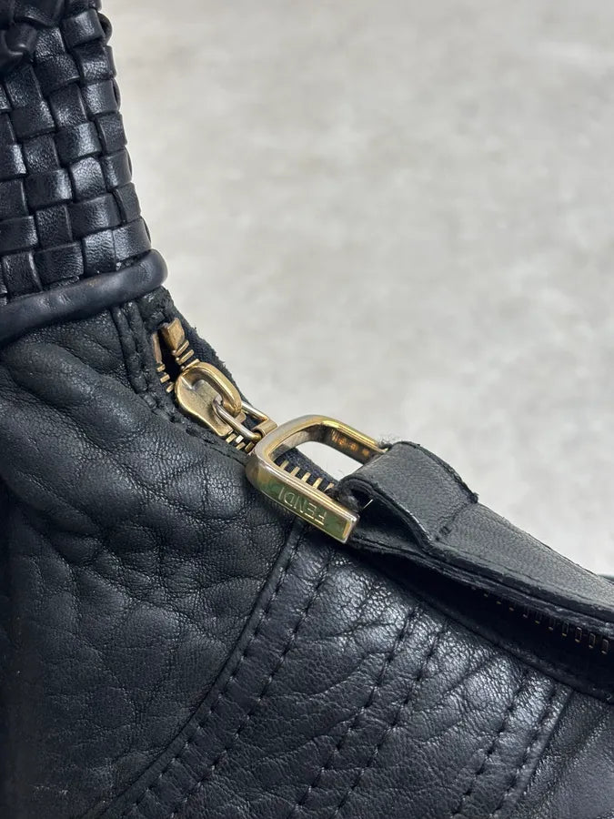 2000s Fendi Black Leather Spy Handle Bag cwfBIXd 8