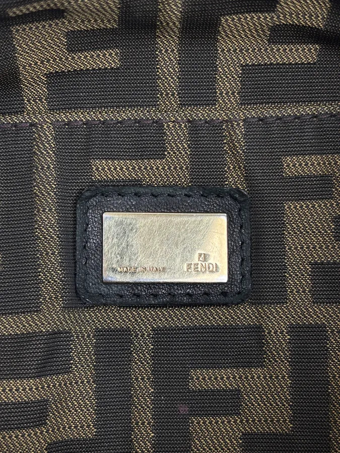2000s Fendi Black Leather Spy Handle Bag cwfBIXd 17