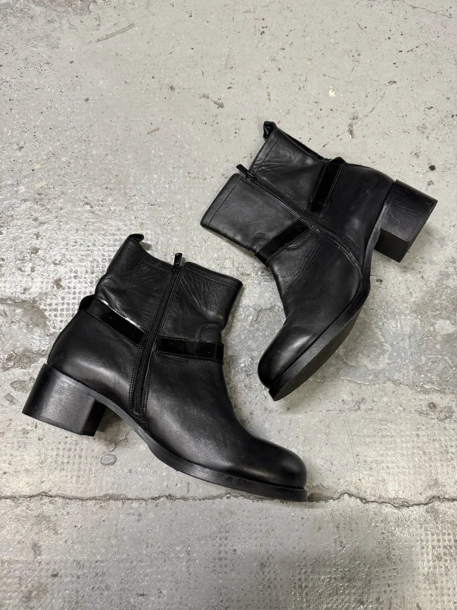 2000s Galliano Black Buckle Leather Boots GPgIgsl 2