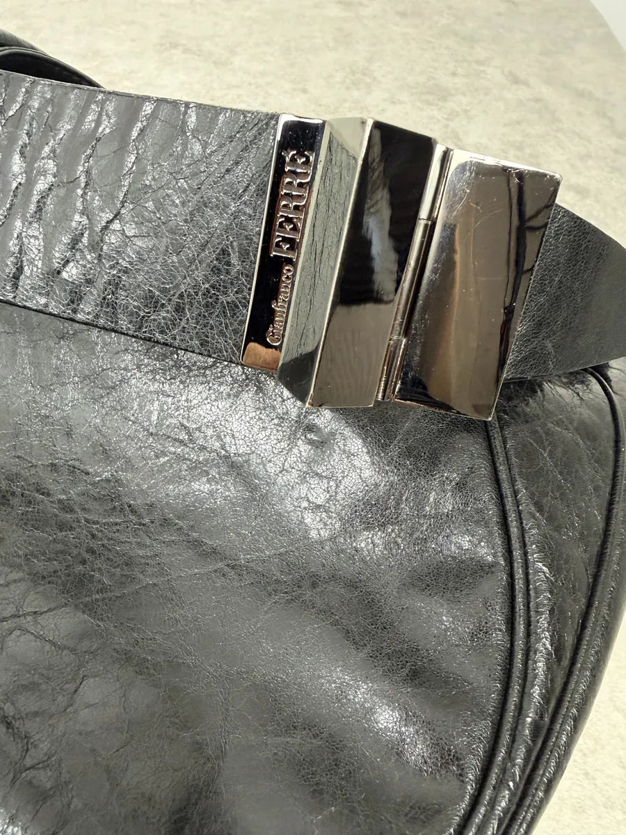 2000s Gianfranco Ferré Black Premium Curved Leather Bag IJNlBPx 9