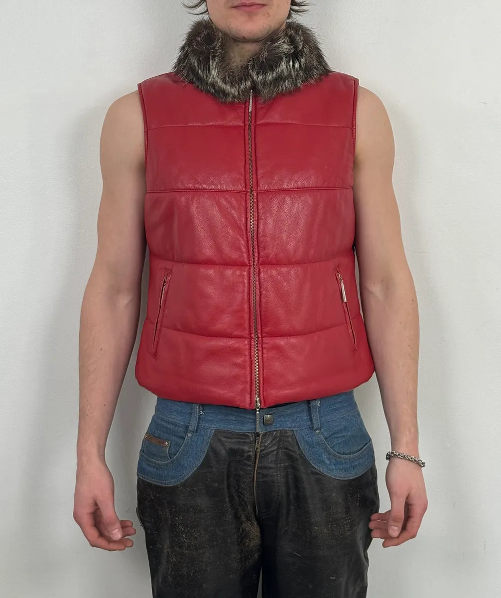 2000s Gianfranco Ferré Fur Collar Red Leather Puffer Vest MkBCrLm 1