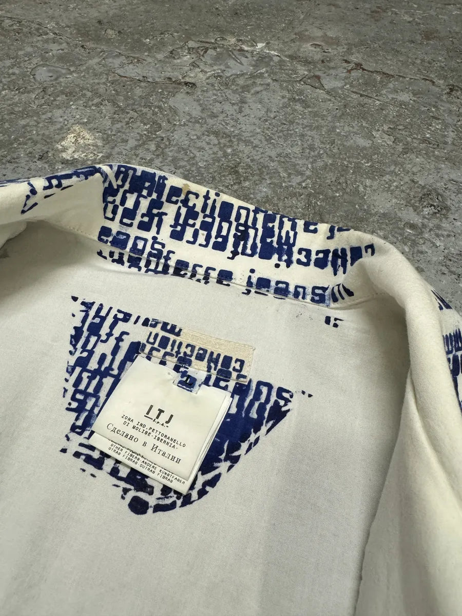2000s Gianfranco Ferré White & Blue Script Short Sleeves Shirt (S/M) dneRANL 5