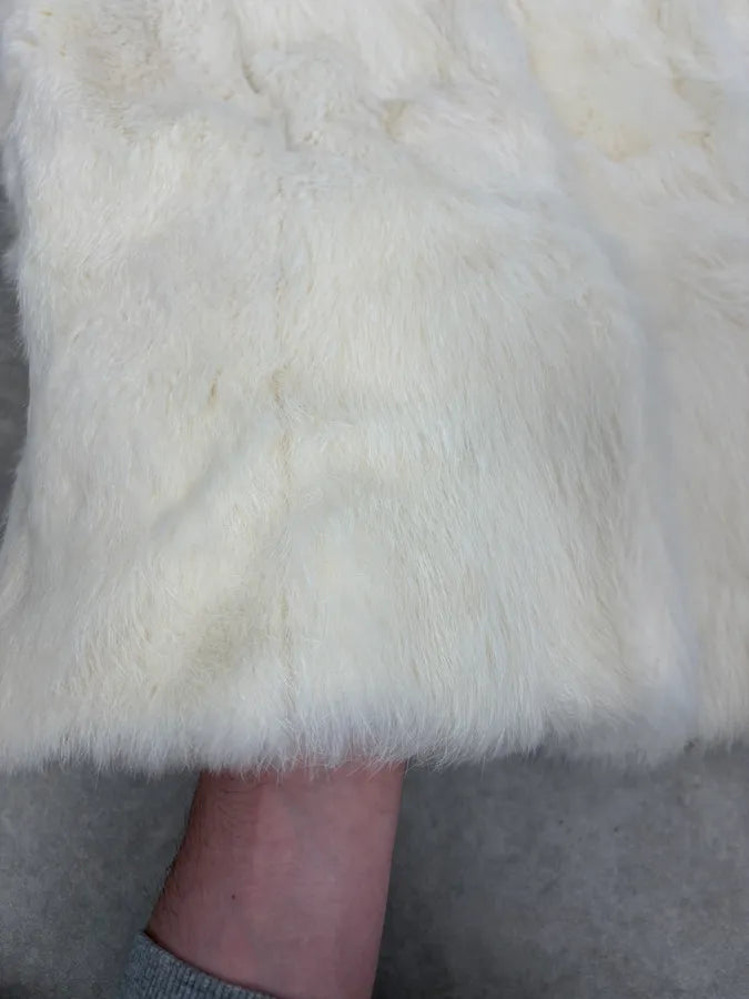 2000s Gianfranco Ferre White Fur Vest NuGoRce 7