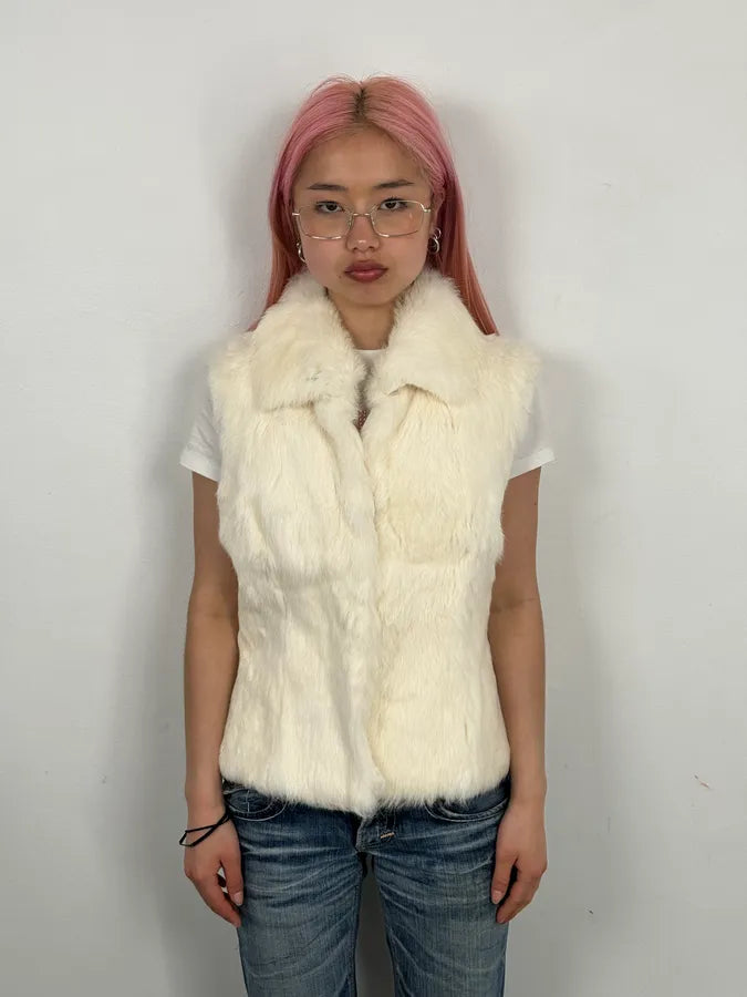 2000s Gianfranco Ferre White Fur Vest NuGoRce 0