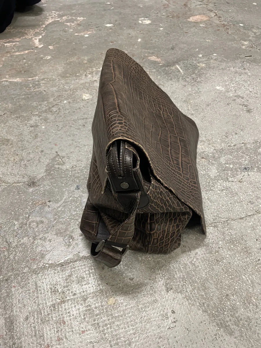 2000s Giorgio Armani Crocodile Effect Leather Messenger Bag (OS) 5