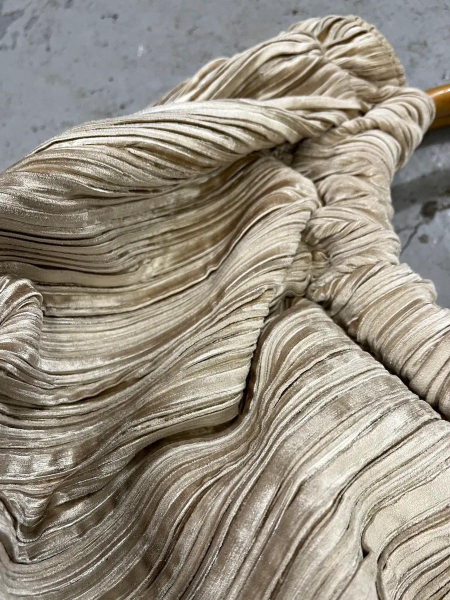 2000s Giorgio Armani Grey Plissed Hand Bag (OS) 2