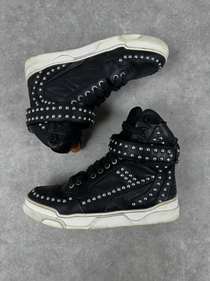 2010s Givenchy Black Studded Tyson Leather High Sneakers nCwBfHK 2