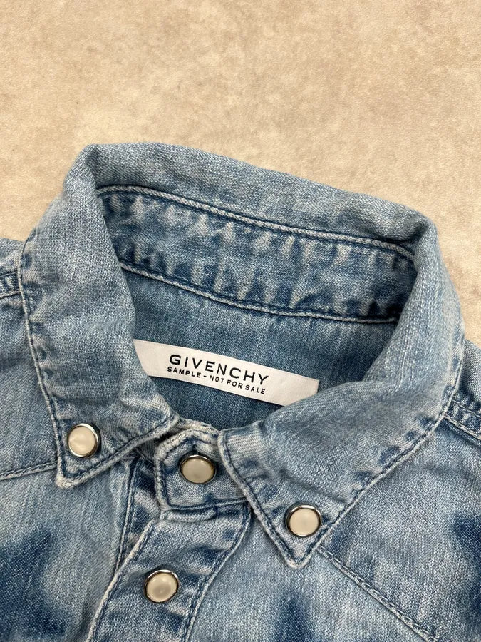 SS2017 Givenchy Light Blue Denim Star Shirt by Riccardo Tisci irJgCrk 5