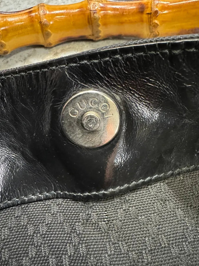 2000s Gucci Bamboo Black Nylon Messenger Shoulder Bag (OS) USZBExR 5