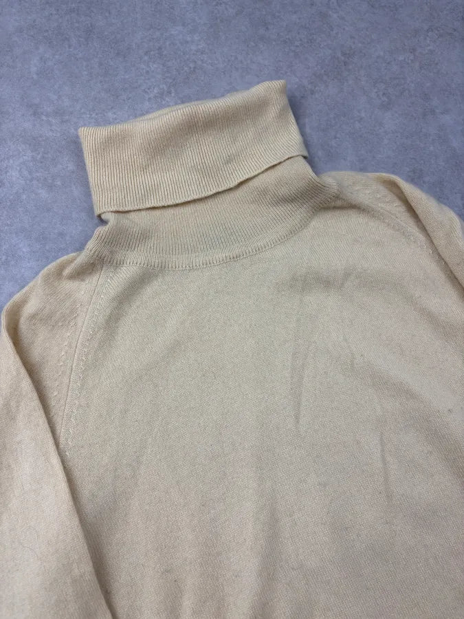 2000s Gucci Beige Cashmere Classy Turtleneck Sweater by Tom Ford sNmssVw 4