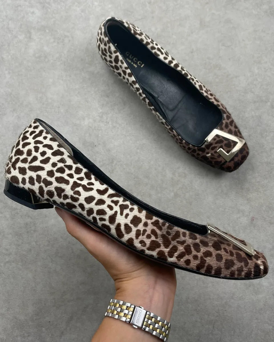 2000s Gucci Beige Leather Leopard Print Flats VbSZTPb 0