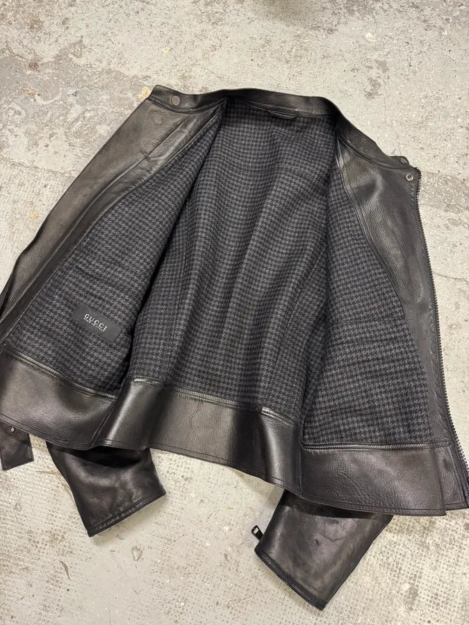 2000s Gucci Black Asymmetrical Leather Biker Jacket AKjDArN 10