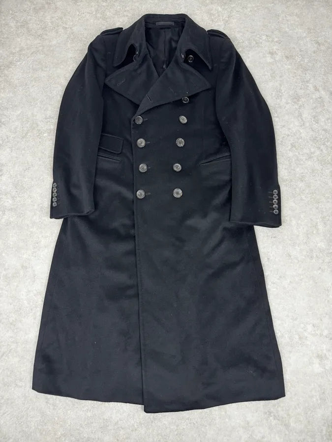 AW2002 Gucci Black Buttoned Trench Coat by Tom Ford IWAtwot 0
