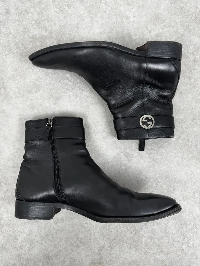 2000s Gucci Black Leather Minimalist Boots EgmKaRT 2